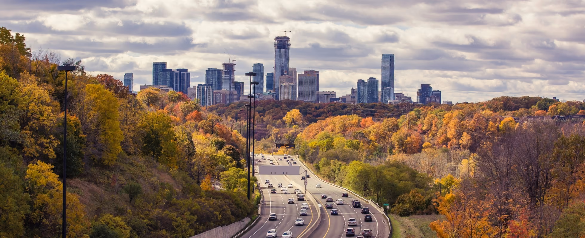 Moving from Toronto to Calgary: Seasonal Moving Cost Trends and How to Save Money